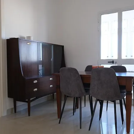 Penthouse With Sea View, Lift, 2 Min From Valletta Lägenhet