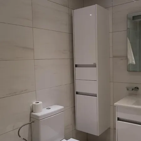 Penthouse With Sea View, Lift, 2 Min From Valletta Apartament *